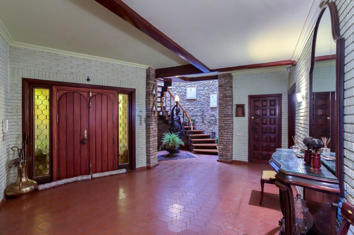 Casa o chalet independiente en venta en Urbanización Artola Baja Marbella - Imagen 4