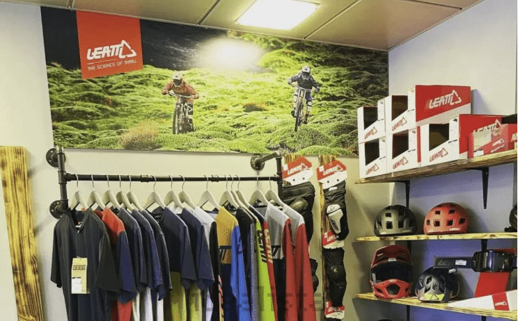 Oportunidad de negocio: tienda en traspaso en Luis Braille - Imagen 3